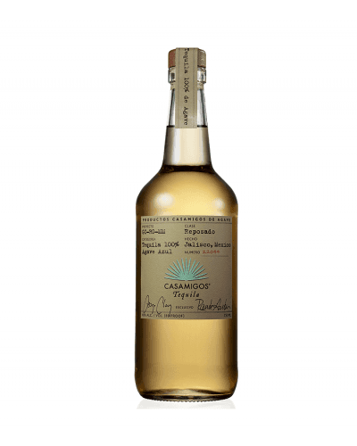 Crafted from blue agave and aged in American oak barrels, it delivers a complex flavor full of vanilla and caramel notes.