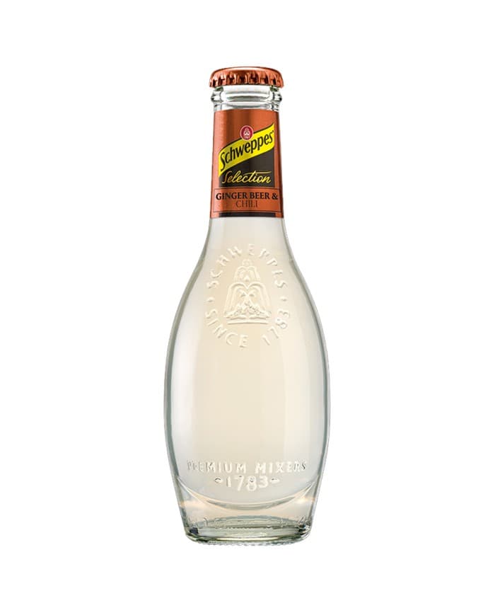 Schweppes Ginger Beer : Schweppes Ginger Beer offers a true flavour hit with real ginger and the perfect amount of bubbles, giving it a lively bite and refreshing edge.