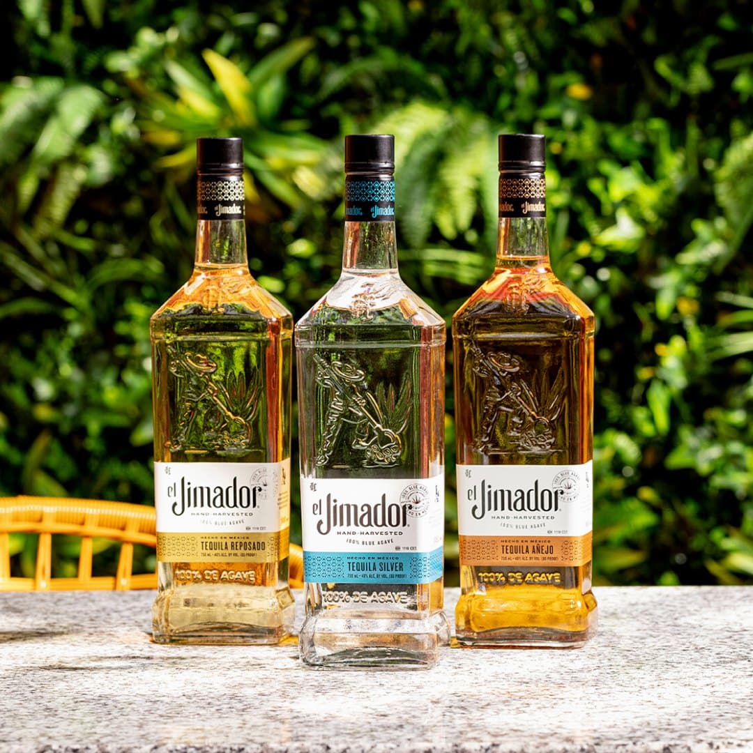 El Jimador : Premium 100% Blue Weber agave tequila crafted by Casa Herradura, using traditional Mexican production methods, hand-harvested agave, and double distillation to deliver an authentic, approachable, and balanced flavor.