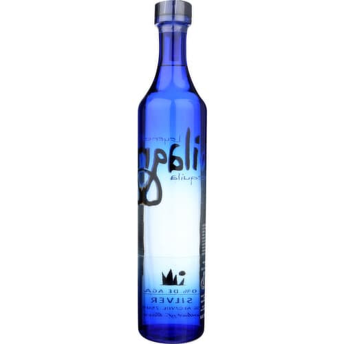 Milagro Silver — Crafted exclusively from Blue Weber agave, delivers a vibrant and expressive profile where lemongrass, citrus, and black pepper aromas meet fresh agave and pear flavors. A crystal-clear and versatile tequila, perfect for both cocktails and neat enjoyment.